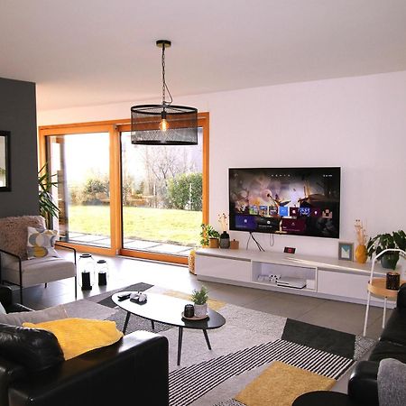 Montreux Holiday Home Buitenkant foto
