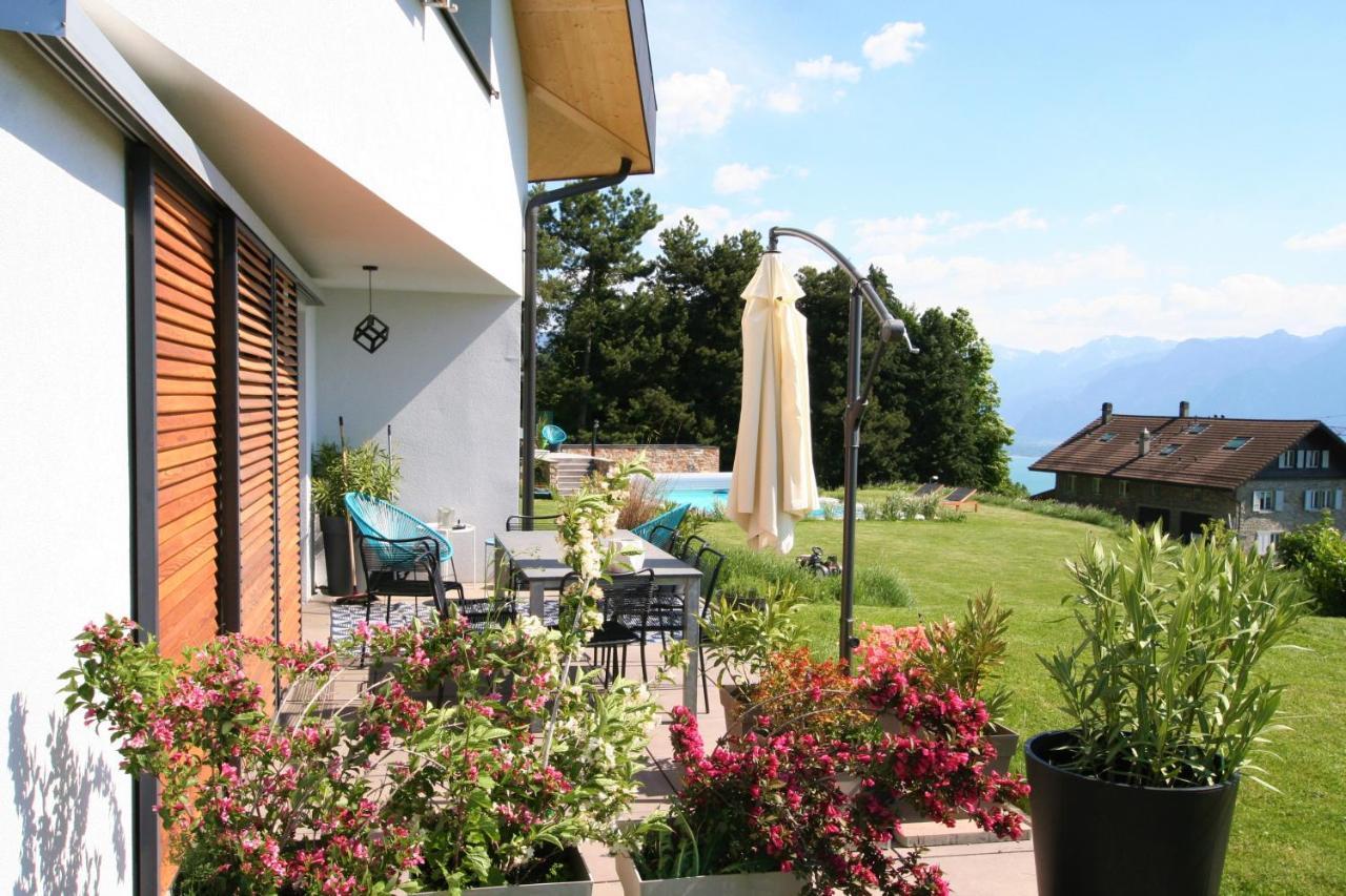 Montreux Holiday Home Buitenkant foto