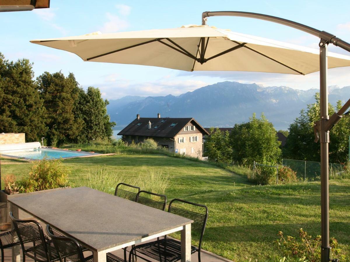 Montreux Holiday Home Buitenkant foto